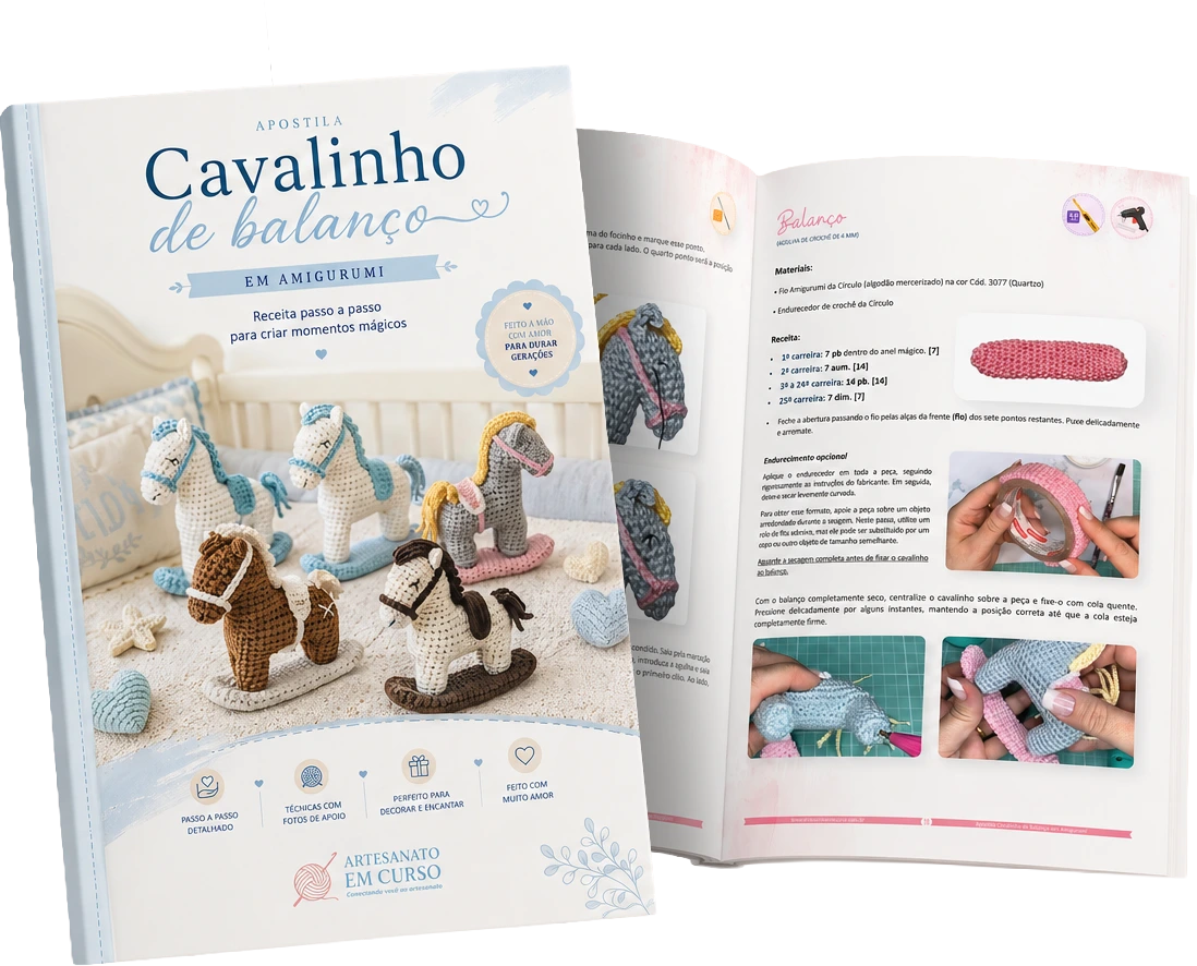 Mockup do e-book Cavalinho de Balanço em Amigurumi